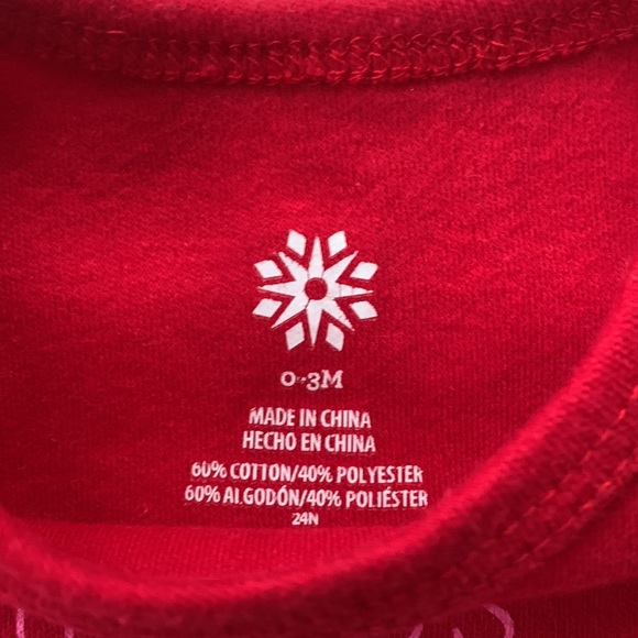 2 Holiday Snow Onesies 0-3M Children’s Place Holiday Time EUC - Picture 8 of 8